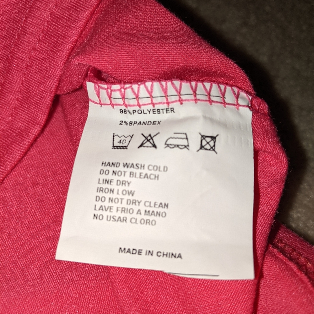 Nwts baluoke Pink peekaboo shoulder top - Picture 14 of 15